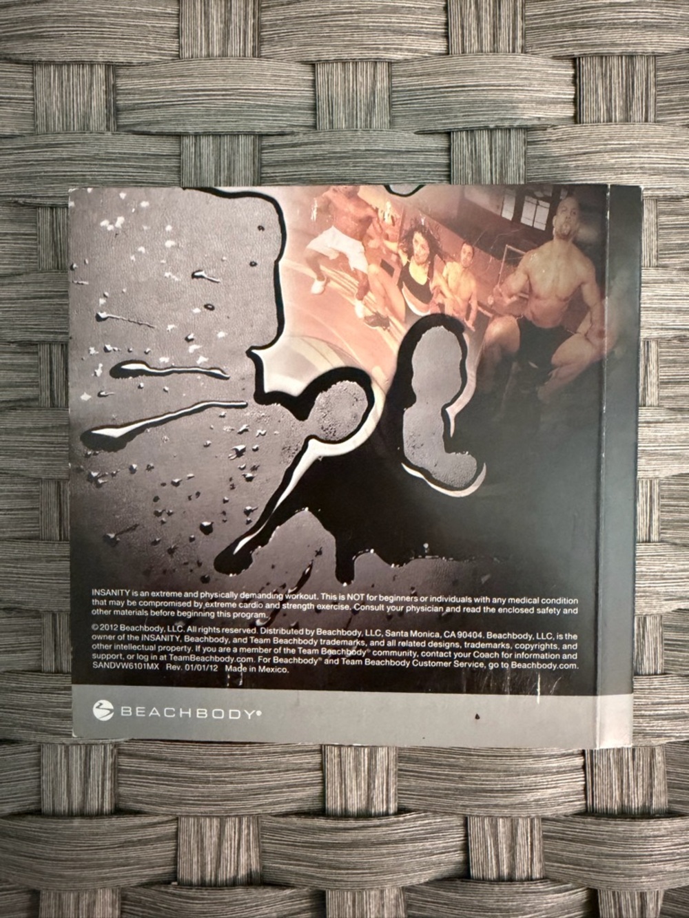 Beachbody Insanity DVD Set - Picture 2 of 3